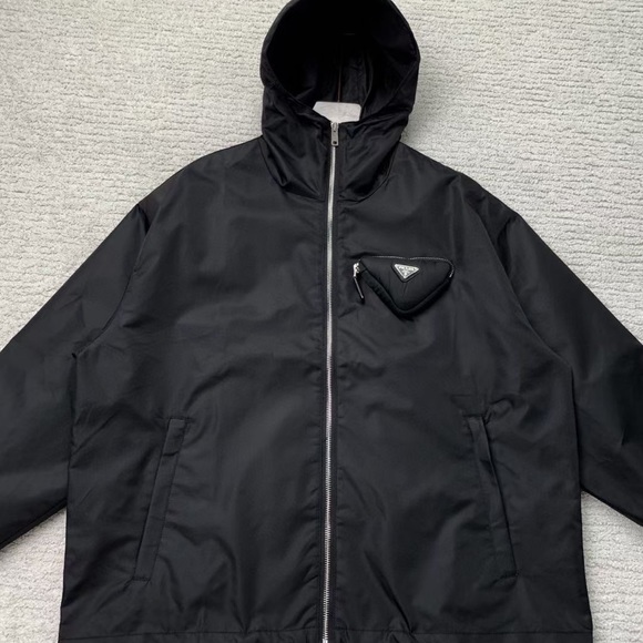 Prada military renylon triangle pouch jacket - Picture 5 of 15